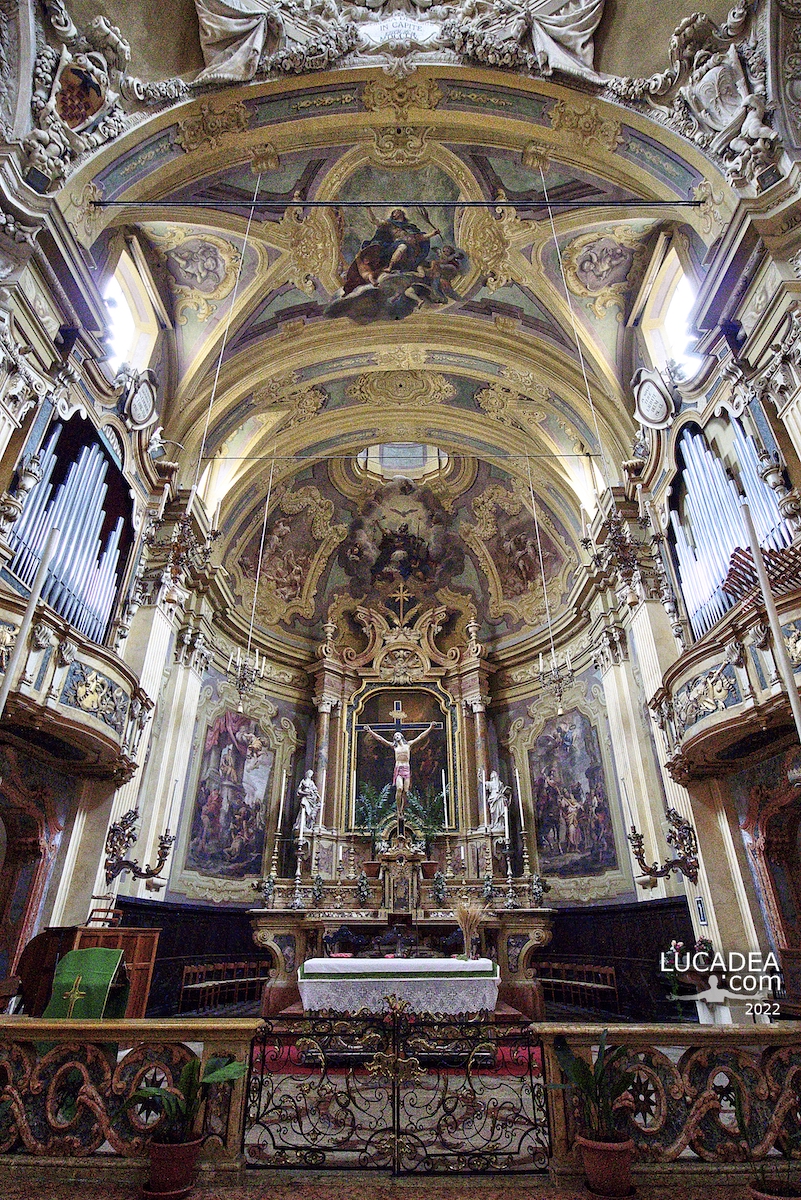 L'altare della Chiesa di San Vitale a Parma