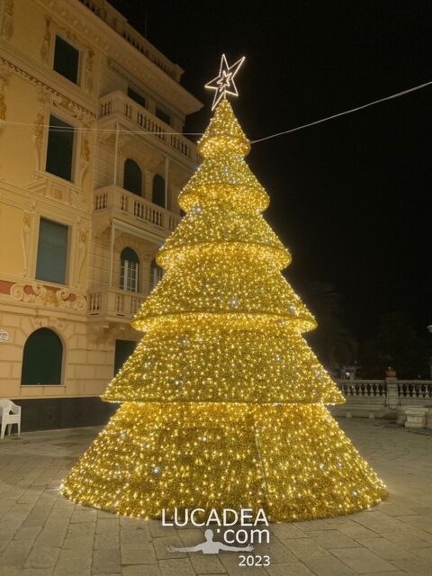 Le luminarie di Natale a Sestri Levante