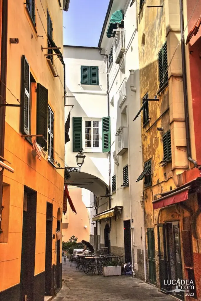 L'archivolto di via Garibaldi a Sestri Levante