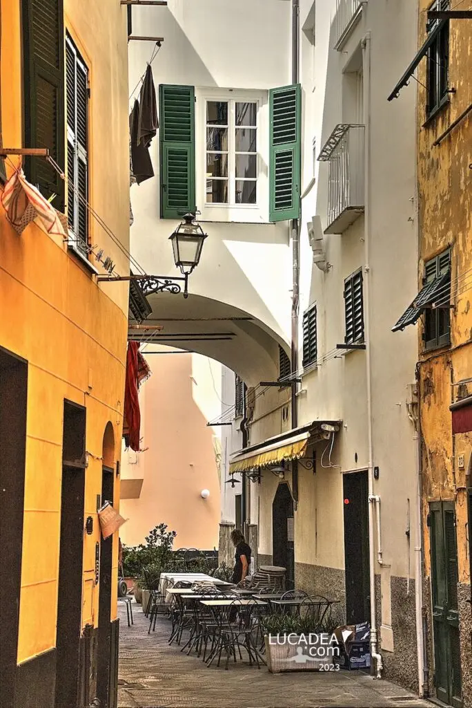 L'archivolto di via Garibaldi a Sestri Levante