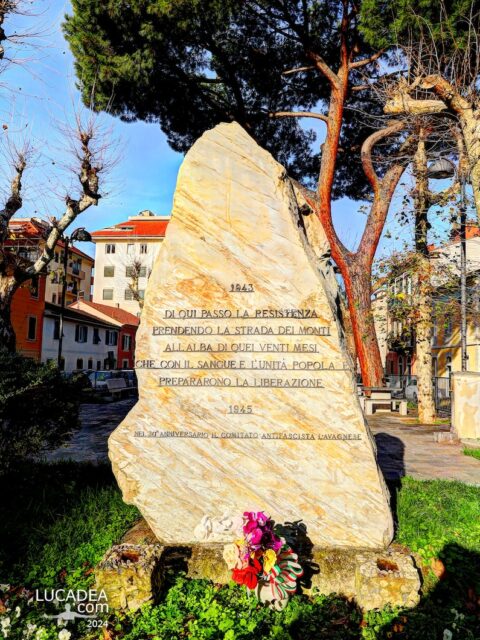Il monumento dedicato ai partigiani a Lavagna