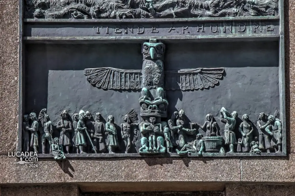 Il monumento ai marinai a Bergen in Norvegia