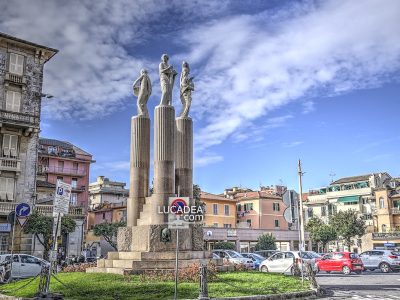 Il monumento ai Caduti di piazza Vittorio Veneto a Lavagna